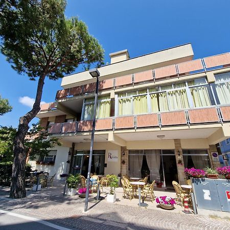 Hotel Rossella Rimini Exteriér fotografie