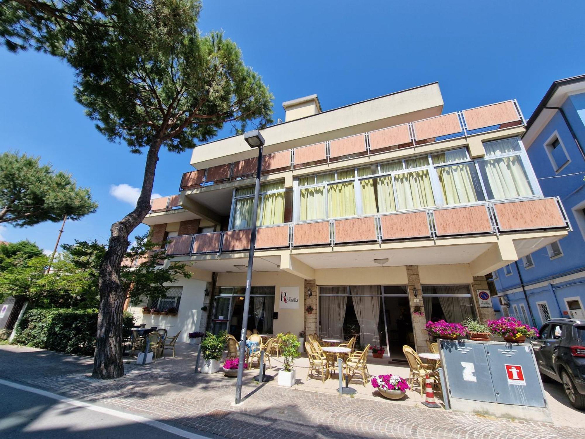 Hotel Rossella Rimini Exteriér fotografie